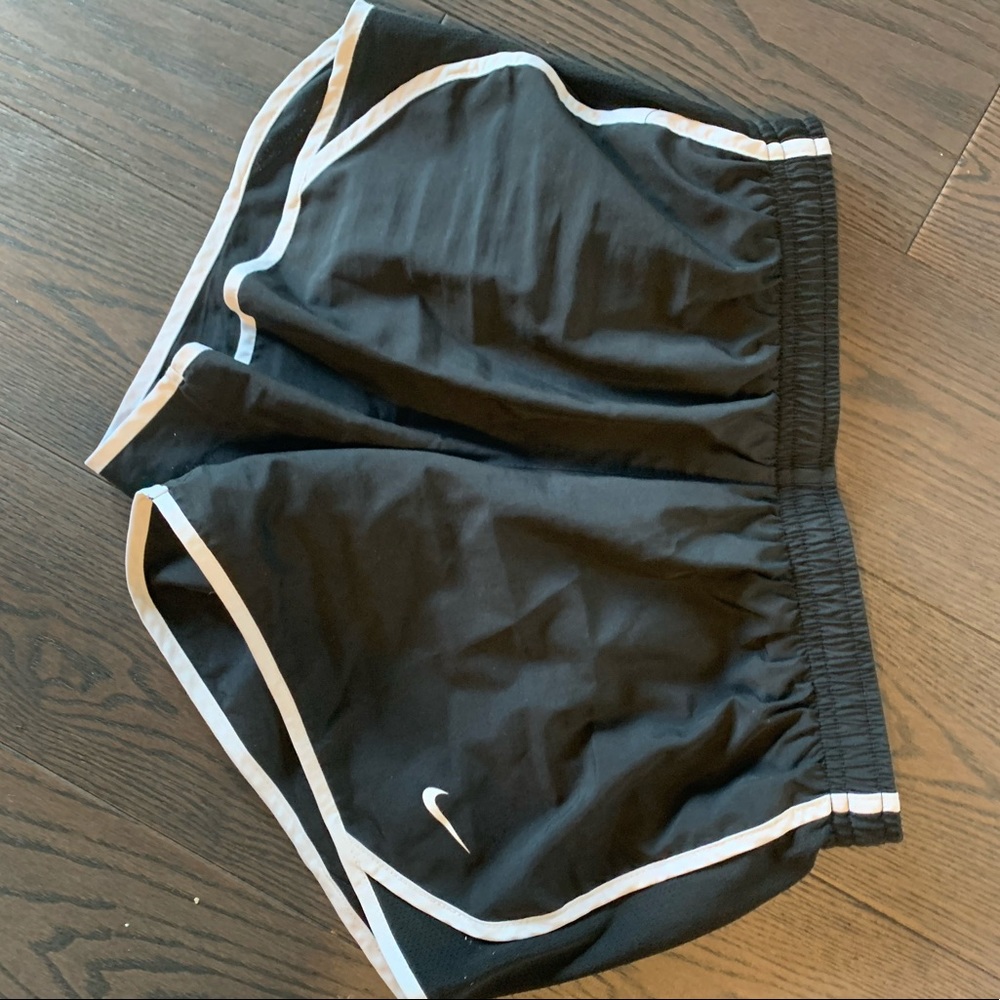 Nike Dri-FIT Tempo Big Girl’s Running Shorts